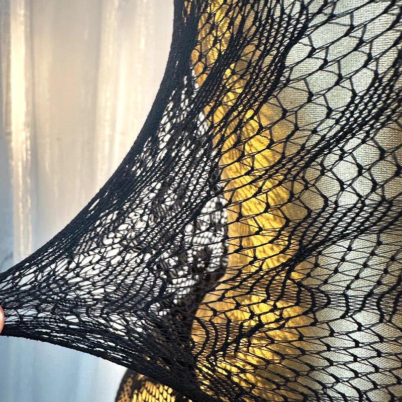 Robe résille sexy – cover-up dété ajournée