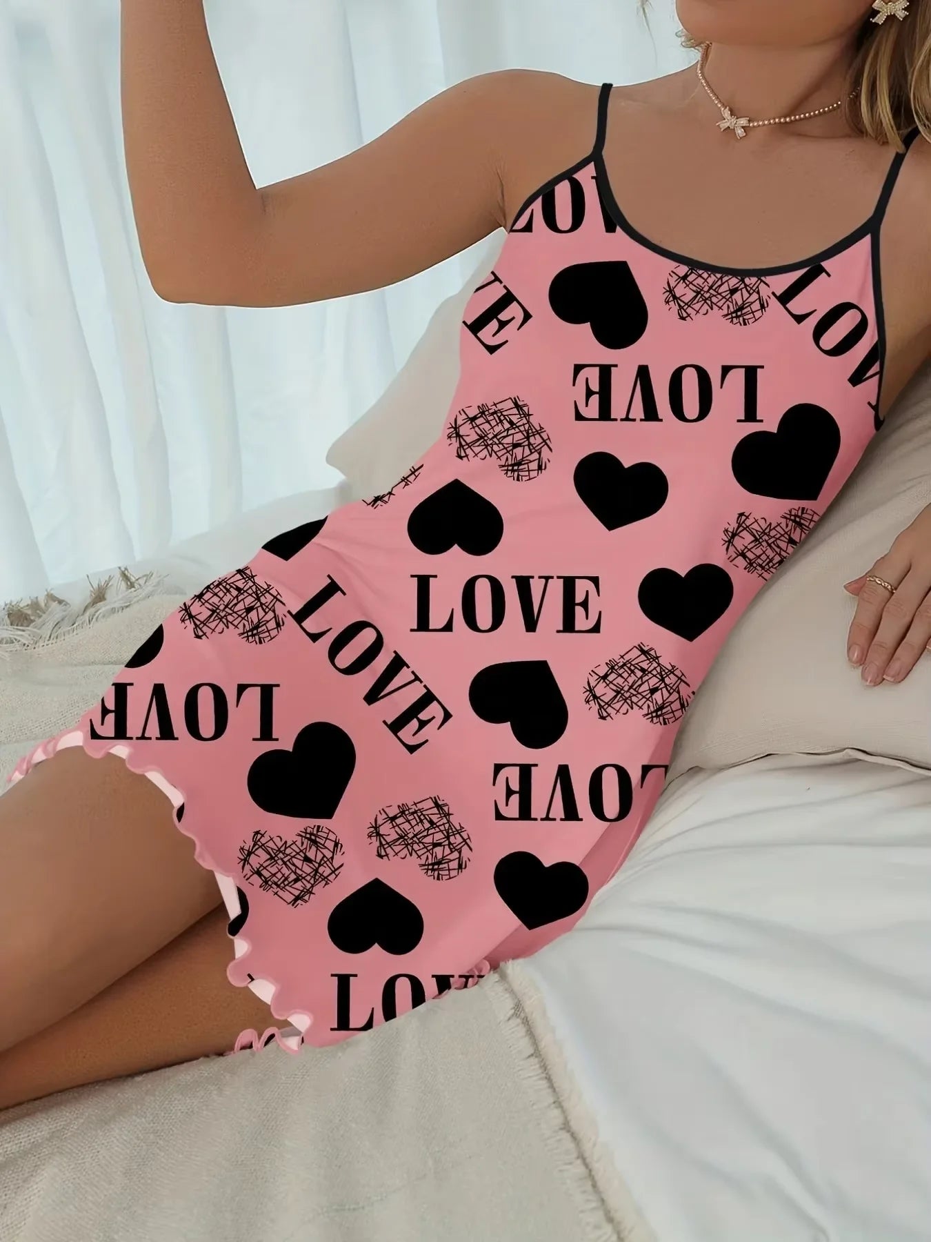 Chemise de nuit dentelle léopard – style sensuel
